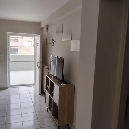 Maria's Modern , Monemvasía