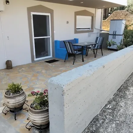 Maria's Modern , Monemvasía