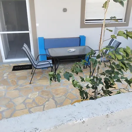 Maria's Modern , Daire Monemvasía