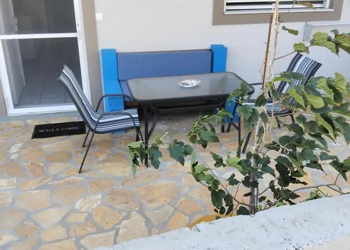 Maria's Modern , דירה מונמבאסיה